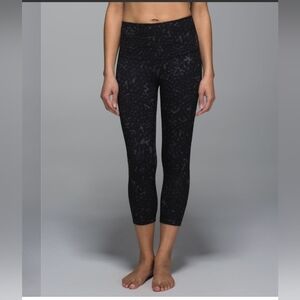 Lululemon Wunder Under Crop II Full On Lyon Star Crushed Goal Black Side 8